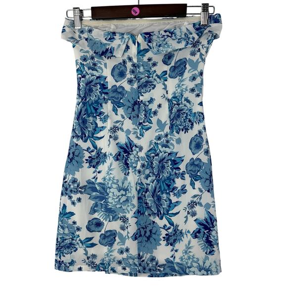 That’s So Fetch Strapless Blue White Floral Mini Dress Size 2 - Picture 2 of 3